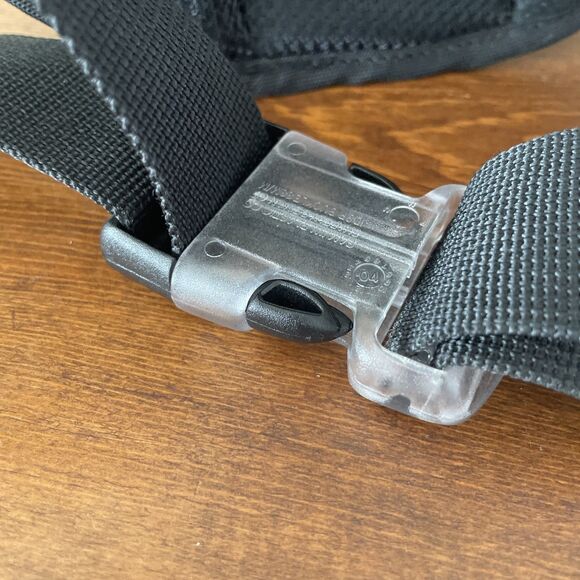 Outdoor Products Fanny Pack Waist Bag Water Bottle Holder Hiking Walking Travel - Picture 6 of 6